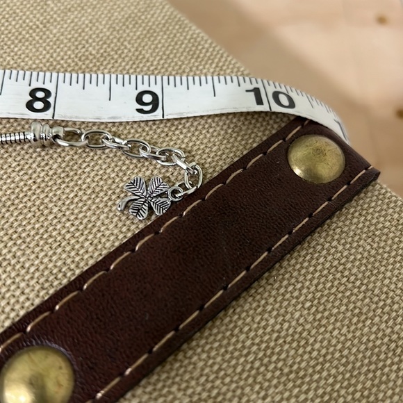 Lucky 🍀 Charm Handmade Silver Tone and Green Bracelet - Picture 6 of 7